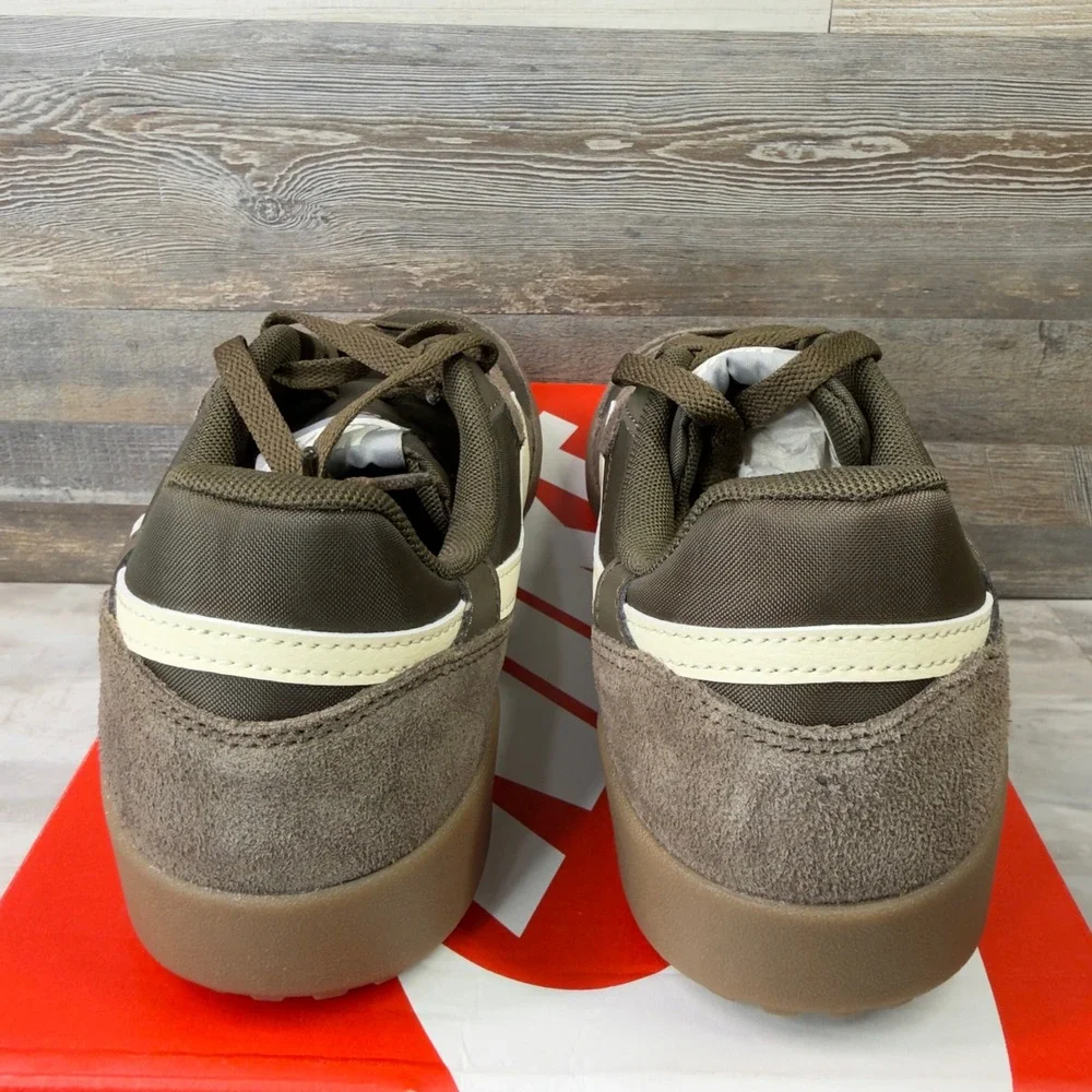 Nike Terra Manta SDE Mens Size 11 Casual Suede Sneakers Dark Hazel Coconut Milk